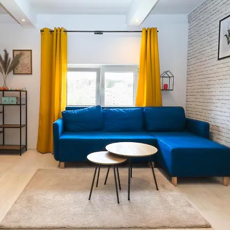 Cozzi Apartment *
